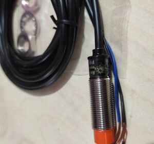 Autonics Inductive Proximity Sensor