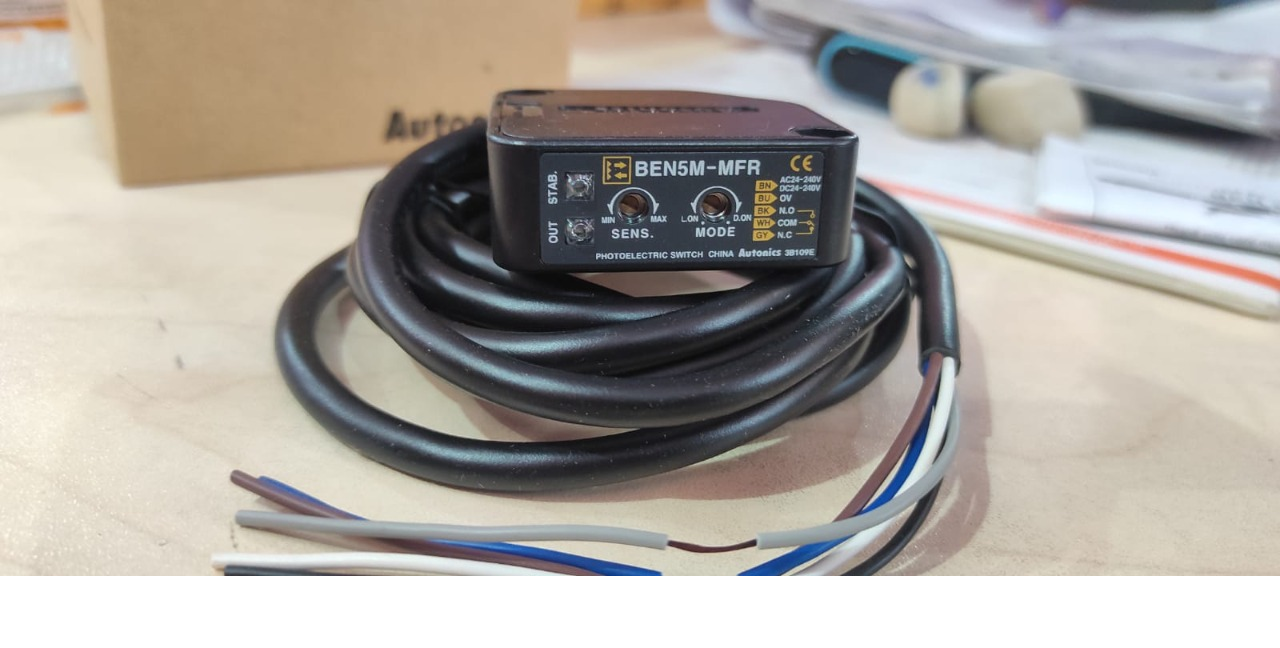 BEN Series : Universal AC/DC Photoelectric Sensors