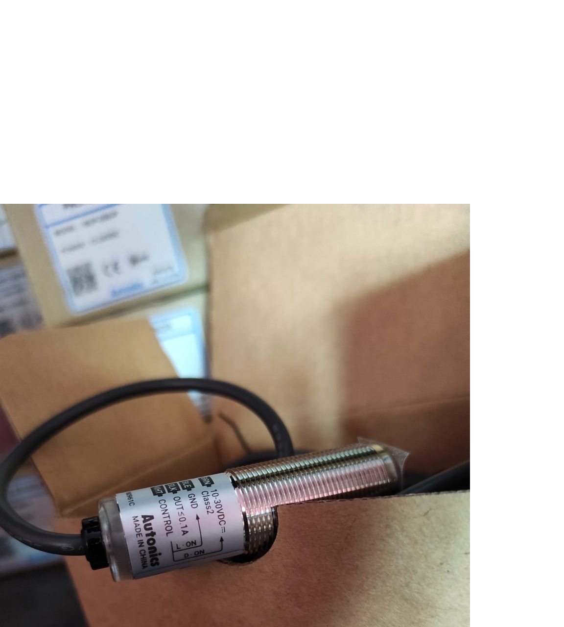 BRQ Series : Cylindrical Photoelectric Sensors - Image 4