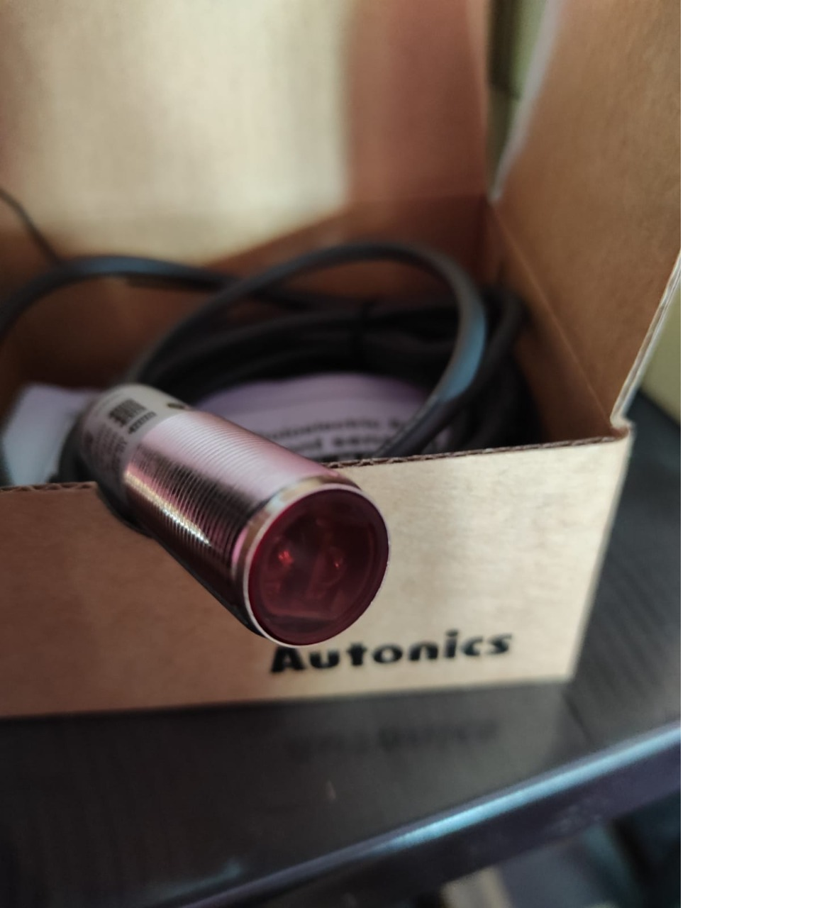 BRQ Series : Cylindrical Photoelectric Sensors - Image 5